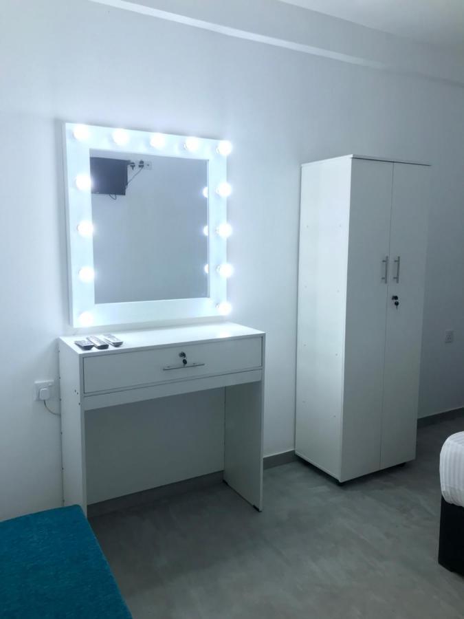 Double Mango Villa Katunayaka Buitenkant foto
