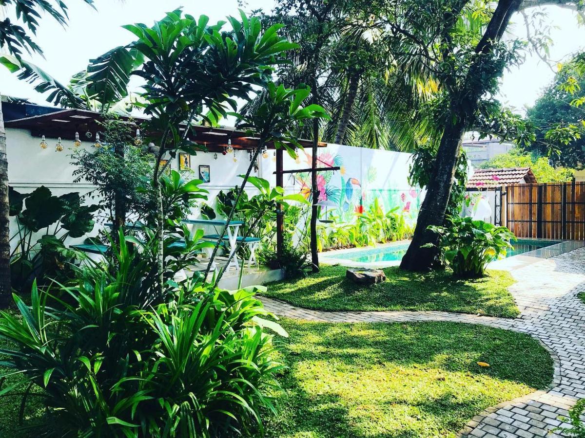 Double Mango Villa Katunayaka Buitenkant foto